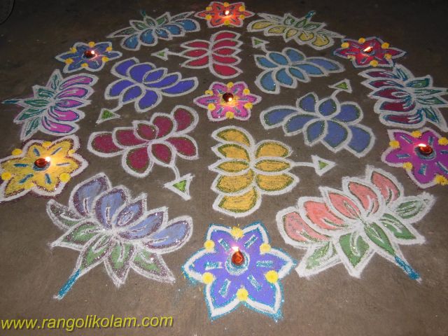 Lotus pulli kolam 21-11 Inbetween dots – Rangoli Kolams