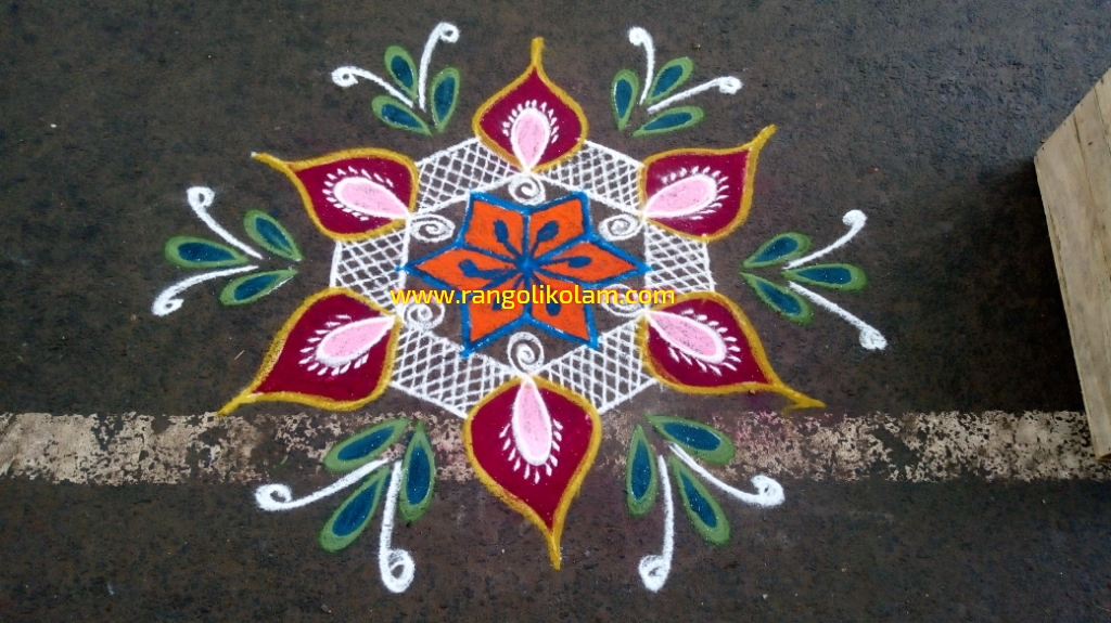 Freehand kolam